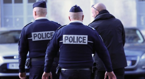 Rambouillet - police - polizia