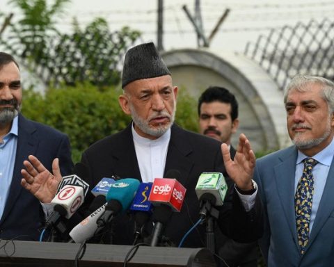 Karzai talebani