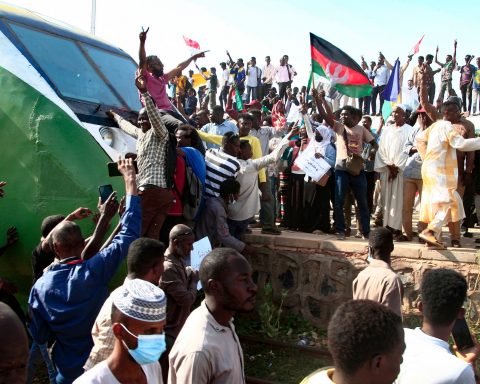 sudan manifestanti
