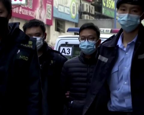 Hong Kong: arrestati