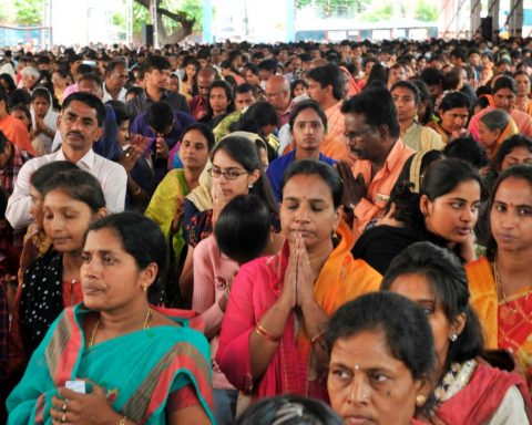 India: cristiani in preghiera