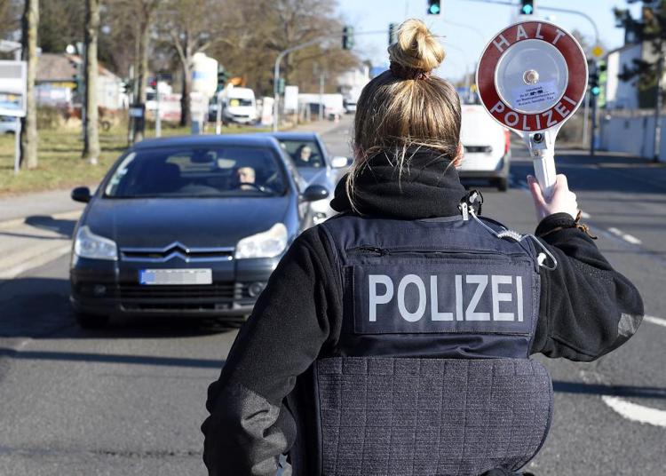 germany - germania - polizia - policiers