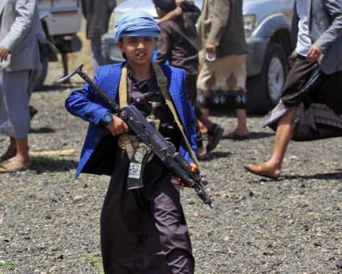 yemen - bambini soldato