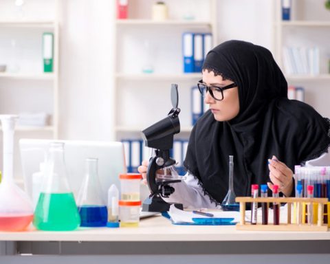 Arabia Saudita una scienziata