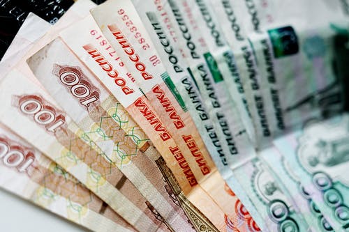 سعر الدولار مقابل الروبل الروسي