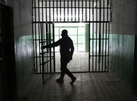 iran - Amnesty: carcere iraniano