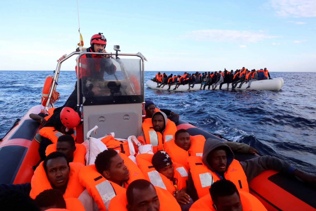 Libia: migranti su un barcone