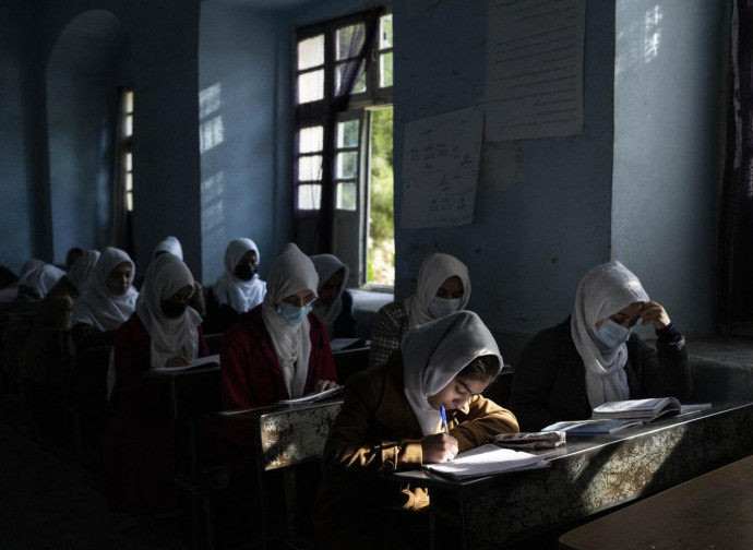 Ragazze afghane a scuola