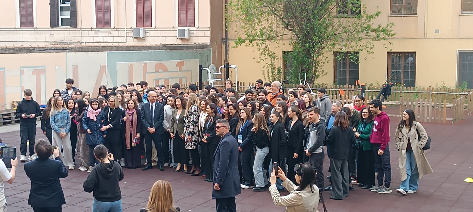 I.I.S. "LUIGI EINAUDI" - valditara - scuola - pnrr - professori