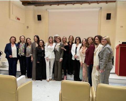 premio oltre la vetta